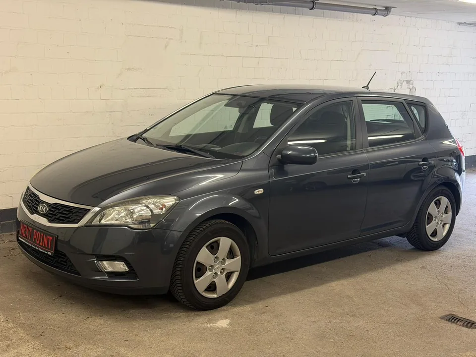 KIA cee'd Ceed , TÜV neu, Inspektion neu , Klimaanlage